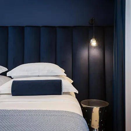 Luxury Unicus I, Ii, Iv Guest house 4*