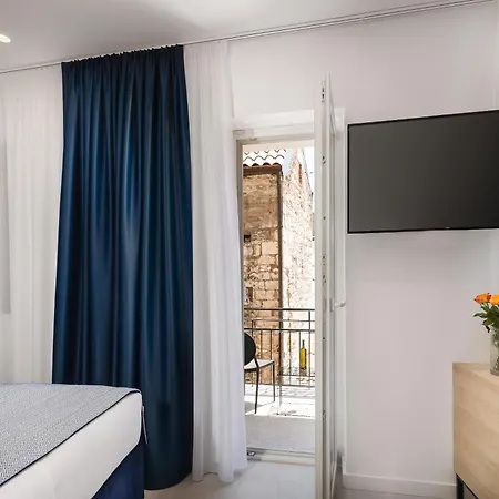 Luxury Unicus I, Ii, Iv In Center Of Old Town Gostinjska kuća